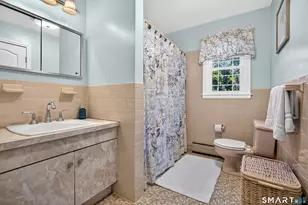 16 Williamsburg Dr, Orange, CT 06477 - Photo 25