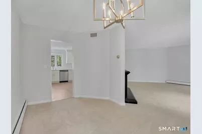 8 Lyle Court #G, Farmington, CT 06032 - Photo 3