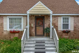 237 Alexander Ave, Waterbury, CT 06705 - Photo 31