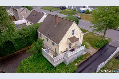 237 Alexander Avenue, Waterbury, CT 06705 - Photo 3