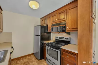 400 North Main Street #31, Manchester, CT 06040 - Photo 9