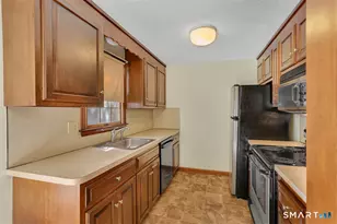 400 N Main St, Manchester, CT 06040 - Photo 11