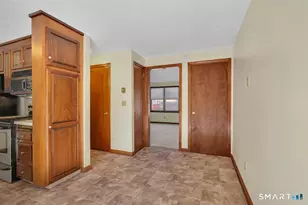 400 N Main St, Manchester, CT 06040 - Photo 15