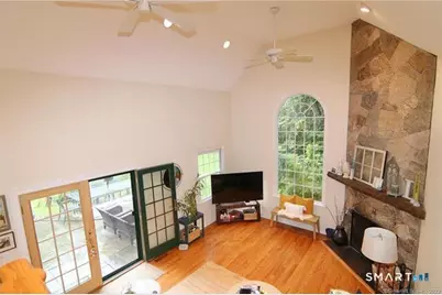 298 Erskine Road, Stamford, CT 06903 - Photo 21