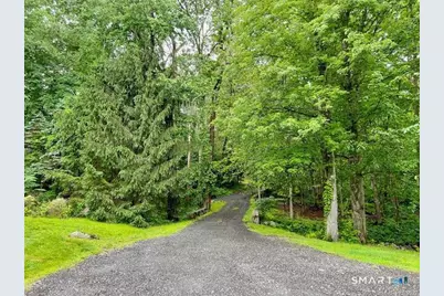 298 Erskine Road, Stamford, CT 06903 - Photo 19