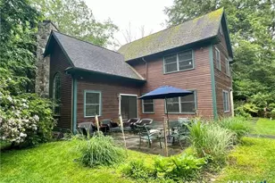 298 Erskine Rd, Stamford, CT 06903 - Photo 11