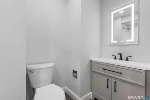 43 Elmwood Ave, Norwalk, CT 06854 - Photo 17