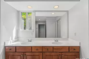 471 Heritage Vlg, Southbury, CT 06488 - Photo 25
