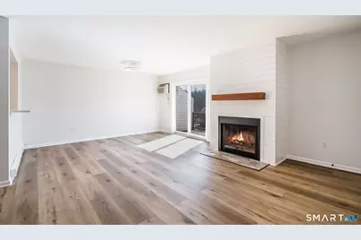 8 Rose Lane #22-14, Danbury, CT 06811 - Photo 11