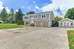127 Eaton St, Watertown, CT 06779 - Photo 1