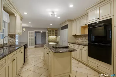 12 Old Mill Lane, Stamford, CT 06902 - Photo 7