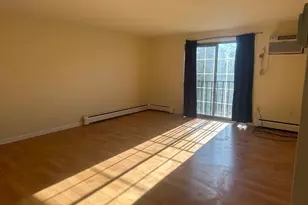 1170 Middle Turnpike W, Manchester, CT 06040 - Photo 3