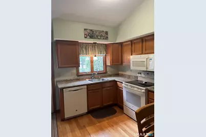 102 North Maple Street #6B, Enfield, CT 06082 - Photo 3