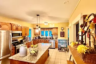 593 Pomfret St, Putnam, CT 06260 - Photo 11