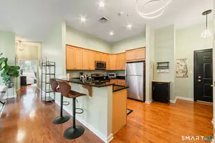 30 School House Dr, West Hartford, CT 06110 - Photo 11