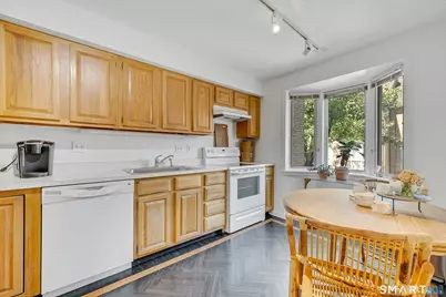 118 Forest Street #118, Stamford, CT 06901 - Photo 9