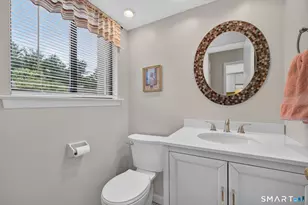 30 Brockton Ct, Beacon Falls, CT 06403 - Photo 5