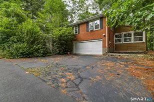 8 Washington Cir, Farmington, CT 06085 - Photo 3