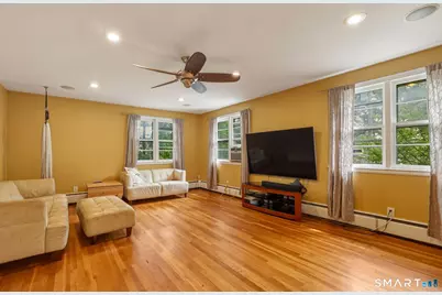 8 Washington Circle, Farmington, CT 06085 - Photo 9