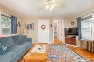 59 Maple St, Branford, CT 06405 - Photo 15