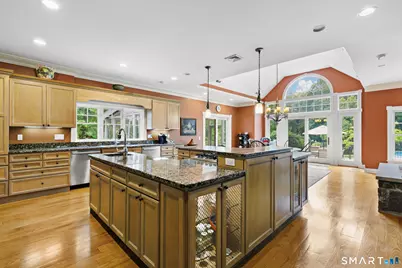 91 Dogwood Lane, Stamford, CT 06903 - Photo 9
