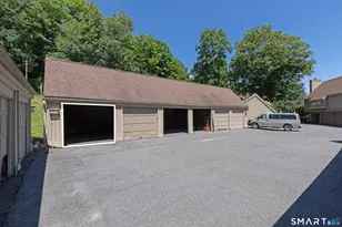 22 Heritage Vlg, Southbury, CT 06488 - Photo 35