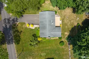 9 Crestwood Dr, Danbury, CT 06811 - Photo 33