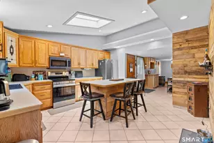 93 Marconi Ave, Bristol, CT 06010 - Photo 5