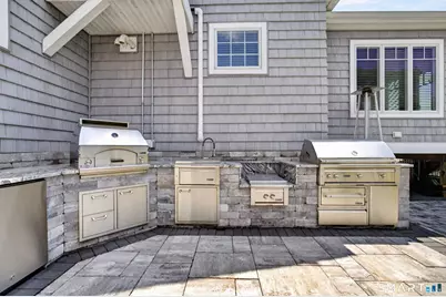 81 Hartford Avenue, Old Saybrook, CT 06475 - Photo 31