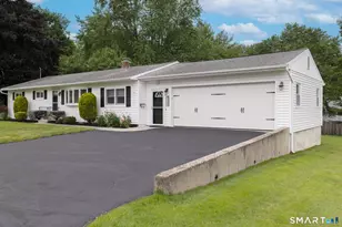 116 Frances Ann Dr, Watertown, CT 06779 - Photo 3