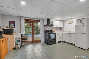 95 Lynn Dr, Meriden, CT 06451 - Photo 21