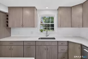 45 Richmond Ave, New Haven, CT 06515 - Photo 13