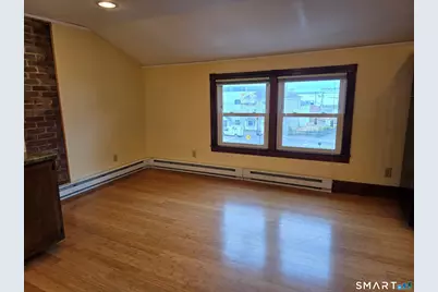 16 Tilley Street #3, New London, CT 06320 - Photo 5