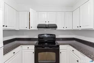 472 Dowd Ave, Canton, CT 06019 - Photo 3
