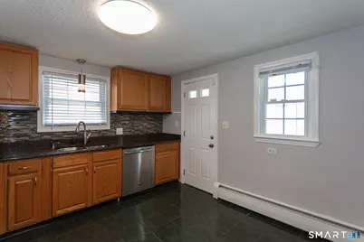 135 Camp Avenue, Newington, CT 06111 - Photo 3