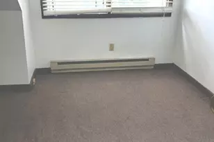 198 Meriden Rd, Waterbury, CT 06705 - Photo 5