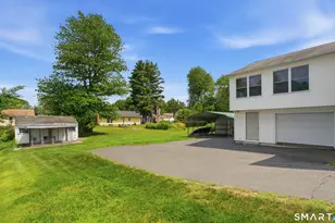 90 Woodland Ave, Bloomfield, CT 06002 - Photo 3