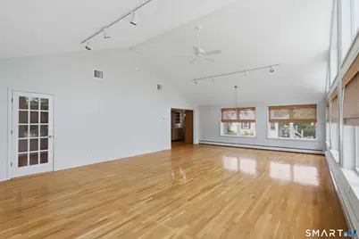 90 Woodland Avenue, Bloomfield, CT 06002 - Photo 13