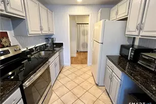 155 Brewster St, Bridgeport, CT 06605 - Photo 25