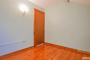 25 Richards St, West Haven, CT 06516 - Photo 19