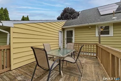 18 Leslie Court, Bristol, CT 06010 - Photo 7