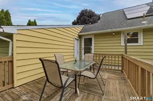 18 Leslie Ct, Bristol, CT 06010 - Photo 7