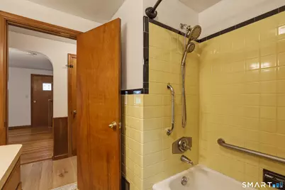 18 Leslie Court, Bristol, CT 06010 - Photo 27