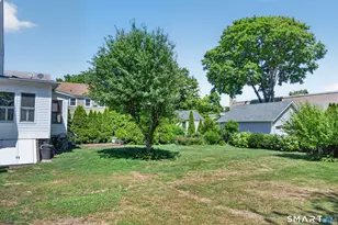27 Willow St, Stonington, CT 06355 - Photo 7