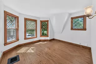 27 Willow St, Stonington, CT 06355 - Photo 25