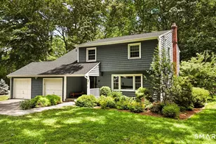 4 Stonehedge Rd, Norwalk, CT 06851 - Photo 3