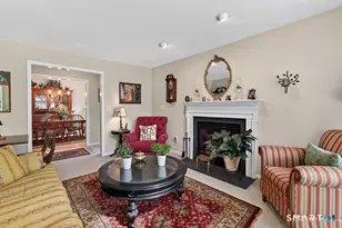 25 Hamden Hills Dr, Hamden, CT 06518 - Photo 7