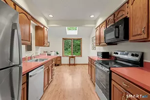 55 Jardin Cir, Shelton, CT 06484 - Photo 11