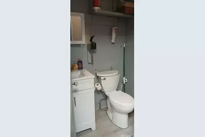 627 South Main Street, Torrington, CT 06790 - Photo 11