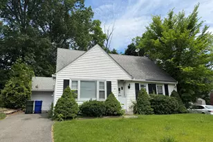 16 Harding Ave, Newington, CT 06111 - Photo 1